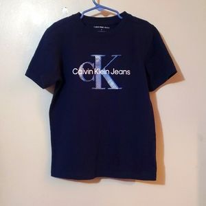 Boys size 7 shirt and shorts